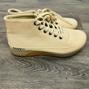 NOBULL Women's Beige High-Top Sneakers Size 9.5